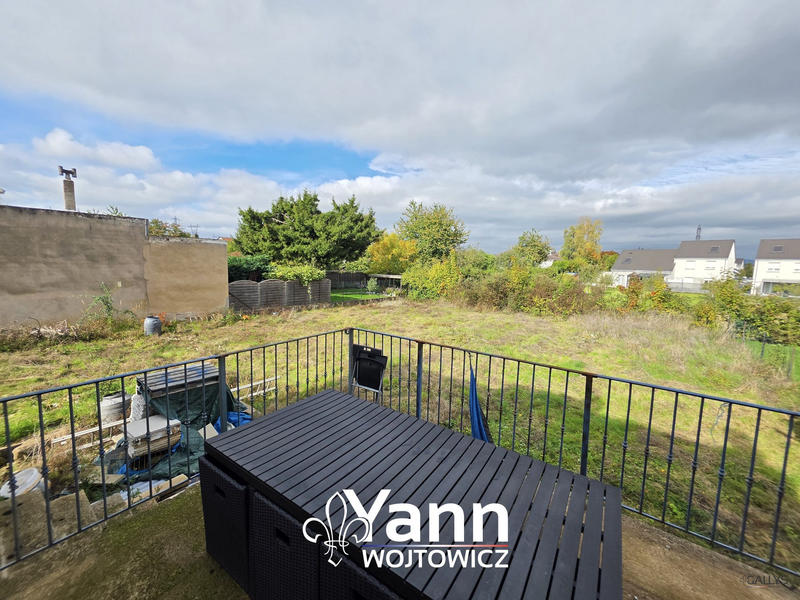 Maison - 98 m² - 5 pièces