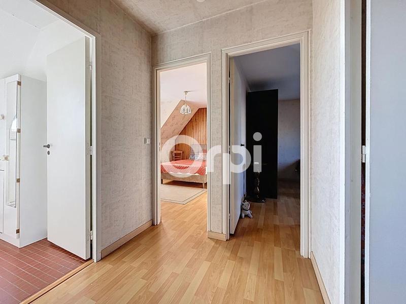 Maison - 98 m² - 4 pièces