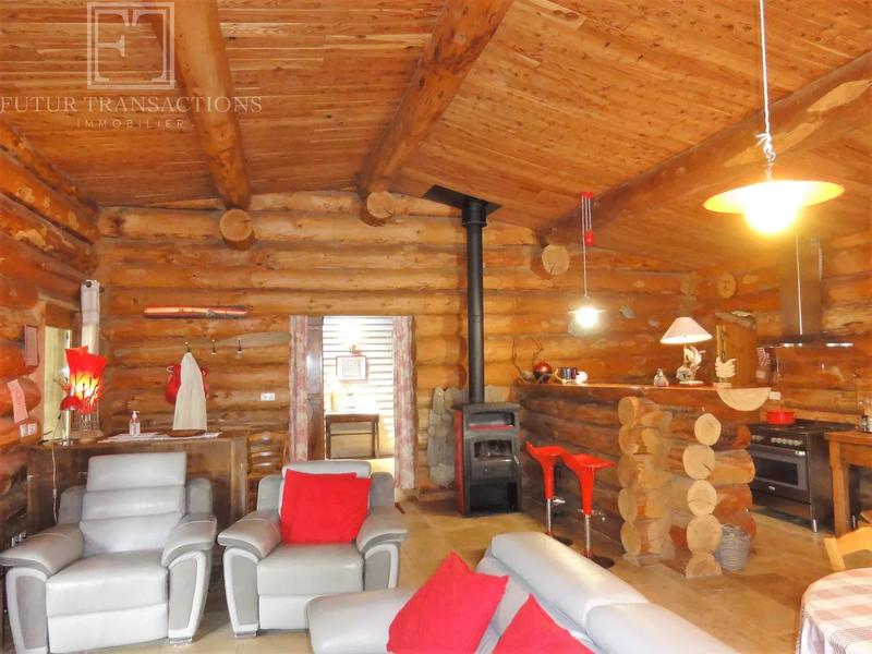 Maison - 138 m² - 5 pièces