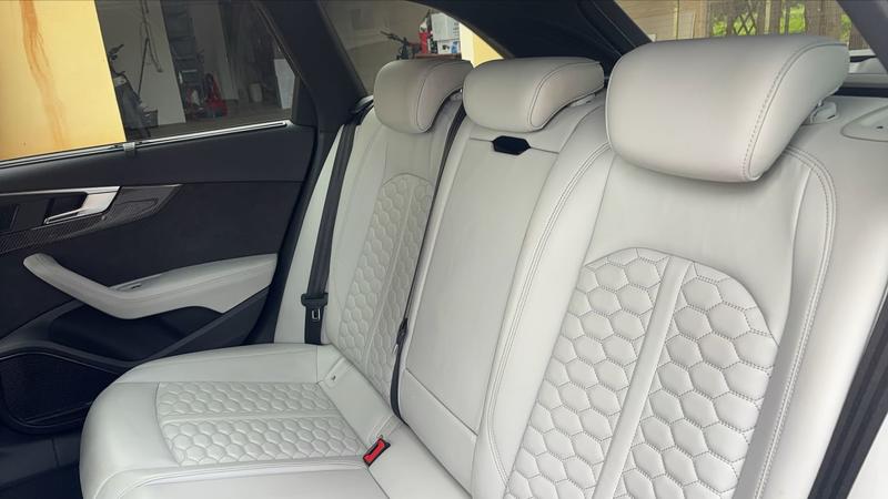 Audi Rs4 2.9 Tfsi V6 450 Tiptronic 8 Rs - Entretien constructeur Toit ouvrant