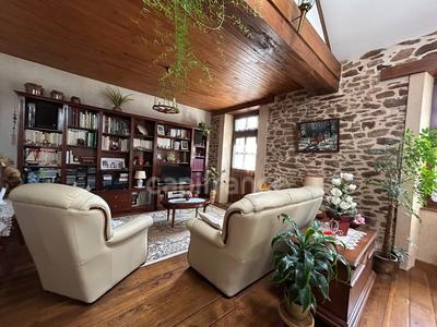 Maison - 151 m² - 6 pièces