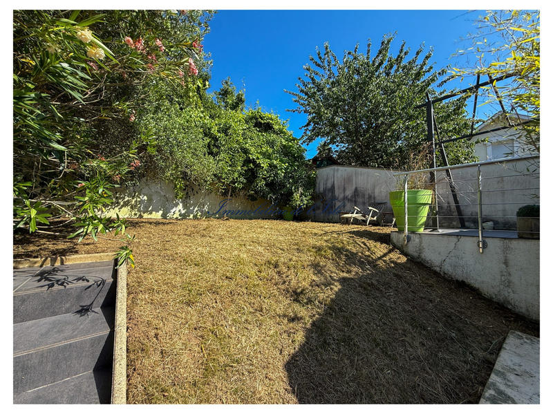 Maison - 175 m² - 6 pièces