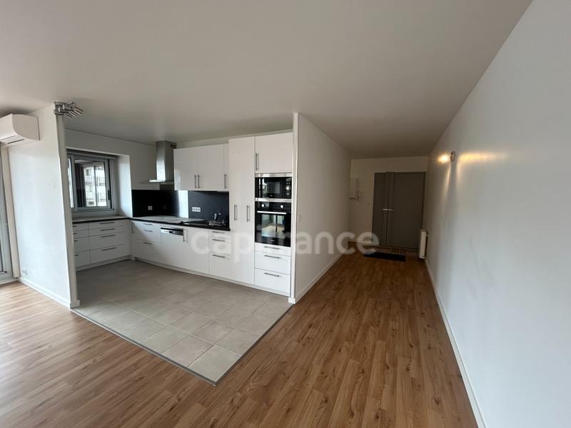 Appartement - 107 m² - 4 pièces