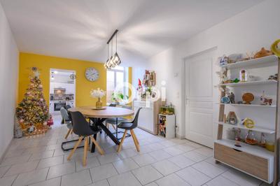 Maison - 120 m² - 5 pièces