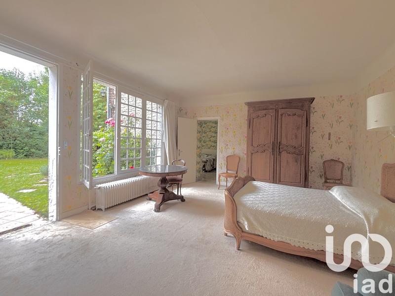 Maison - 210 m² - 9 pièces