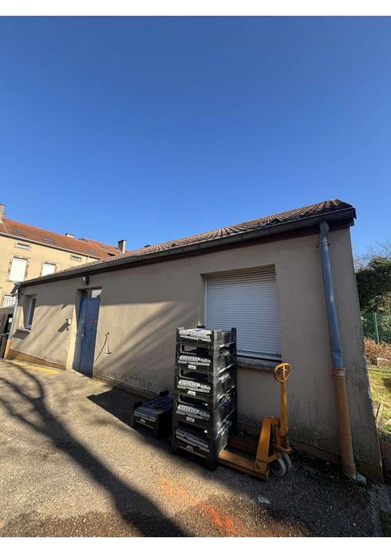 Local commercial - 279 m²