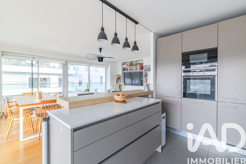 Appartement - 92 m² - 4 pièces