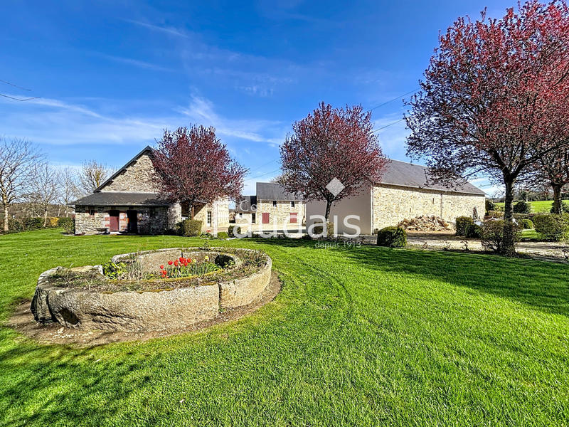 Propriété - 160 m² - 5 pièces