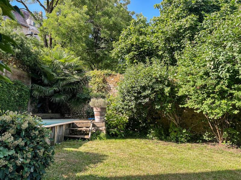 Maison - 245 m² - 10 pièces