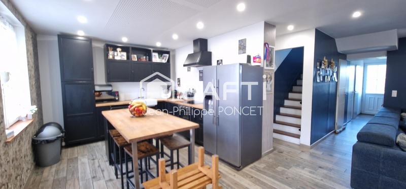 Maison - 112 m² - 7 pièces