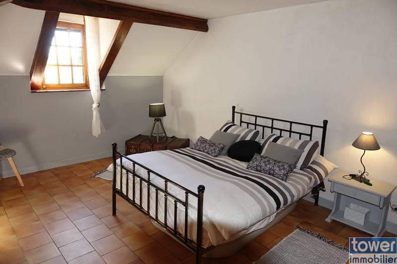 Propriété - 200 m² - 6 pièces