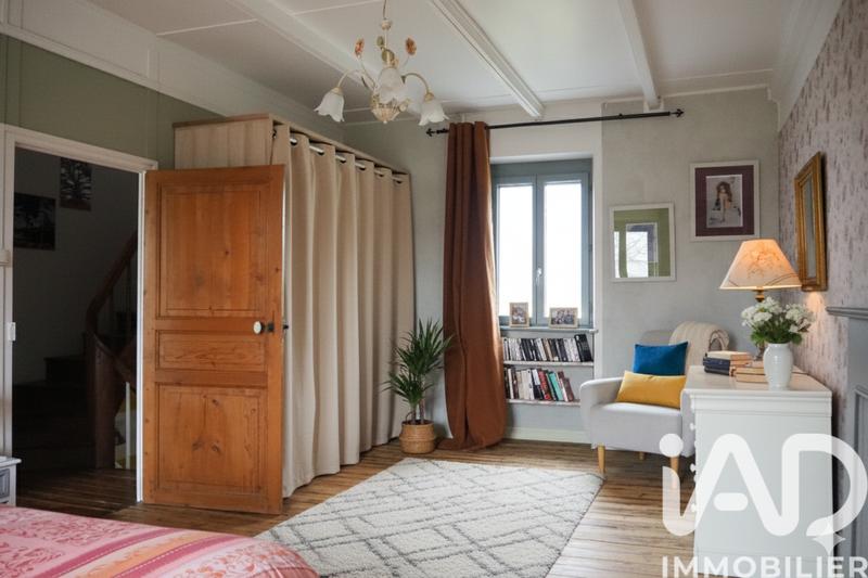 Maison - 138 m² - 7 pièces