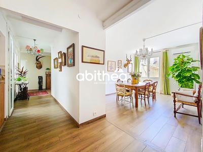 Appartement - 161 m² - 4 pièces