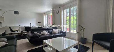 Maison - 102 m² - 4 pièces