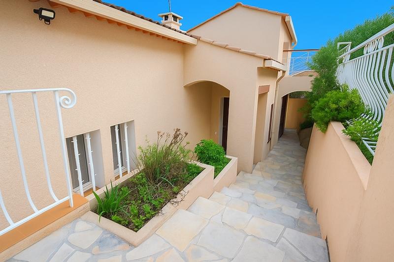 Villa - 150 m² - 6 pièces