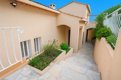 Villa - 150 m² - 6 pièces