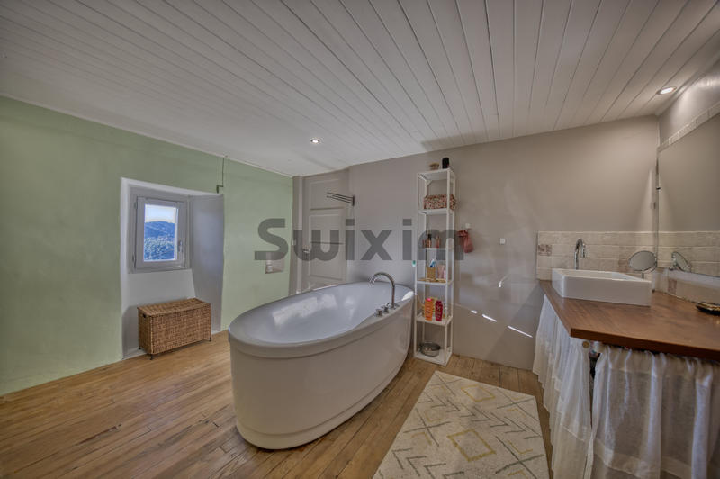 Mas - 155 m² - 6 pièces