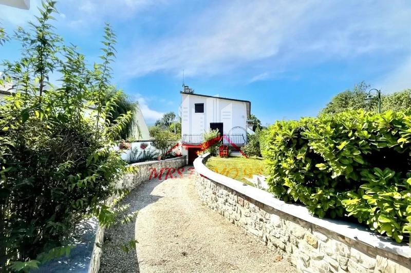 Maison - 122 m² - 5 pièces