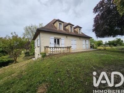 Maison - 150 m² - 6 pièces