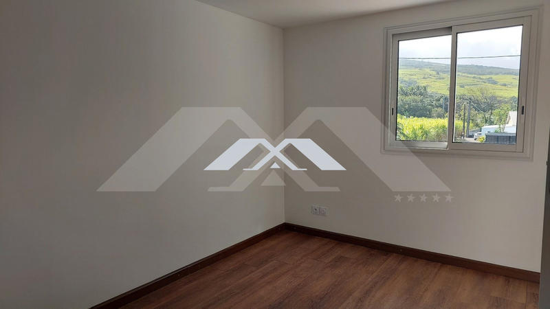 Maison - 92 m² - 5 pièces