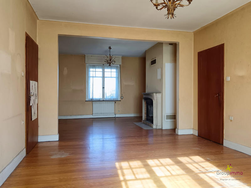 Maison - 179 m² - 8 pièces