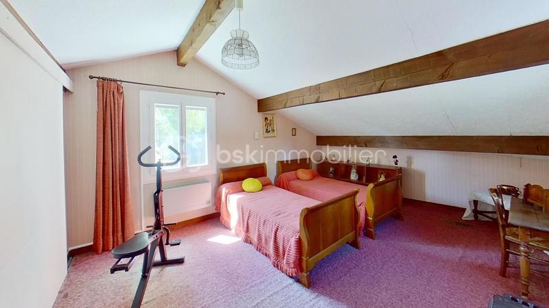 Maison - 127 m² - 7 pièces