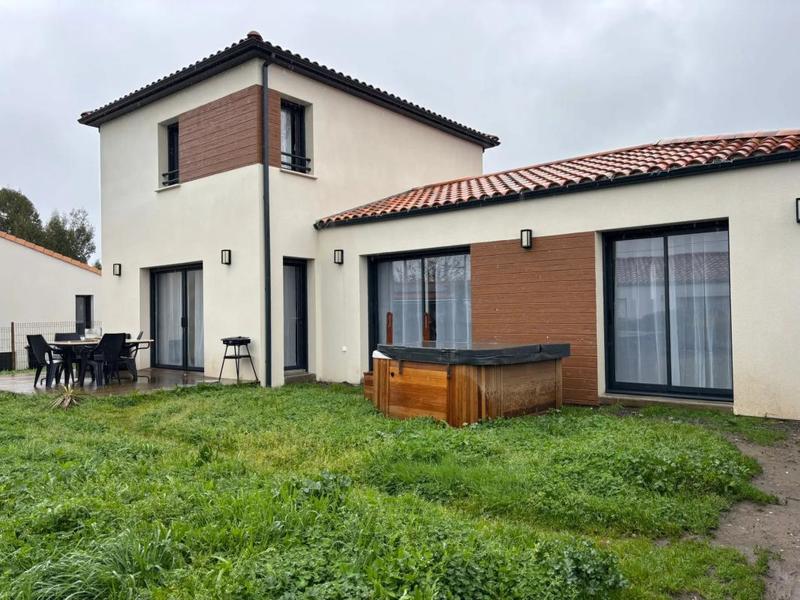 Maison - 128 m² - 6 pièces