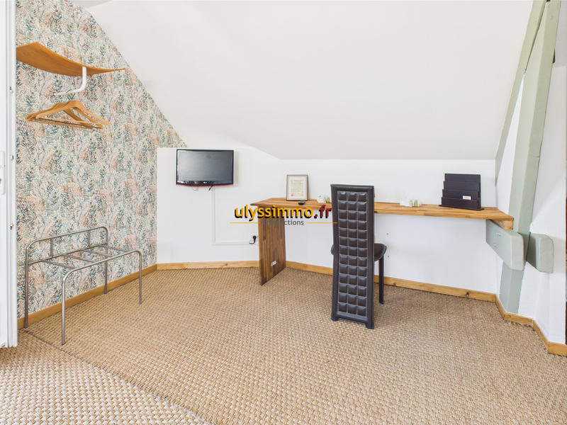 Maison - 518 m² - 15 pièces