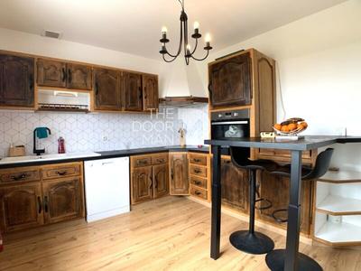 Maison traditionnelle - 105 m² - 4 pièces