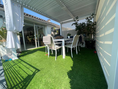 Villa - 258 m² - 7 pièces