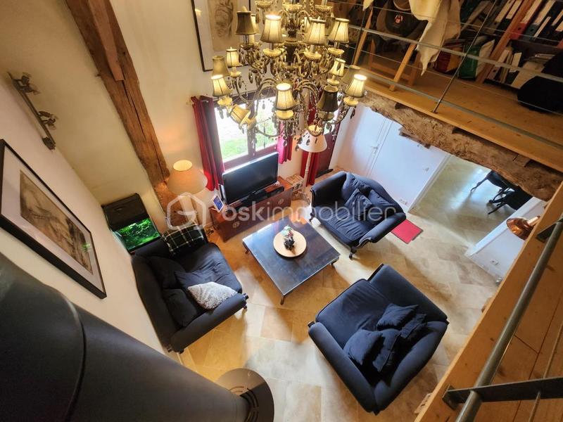 Maison - 184 m² - 10 pièces