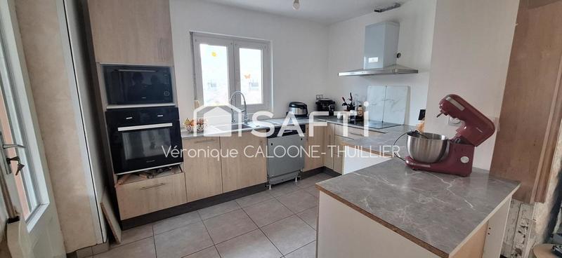 Maison - 93 m² - 4 pièces