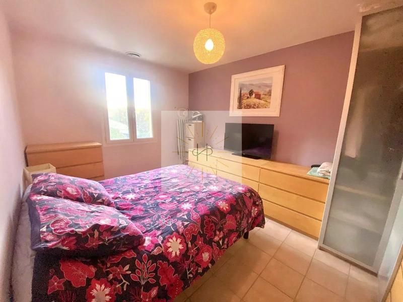 Immeuble - 92 m² - 5 pièces