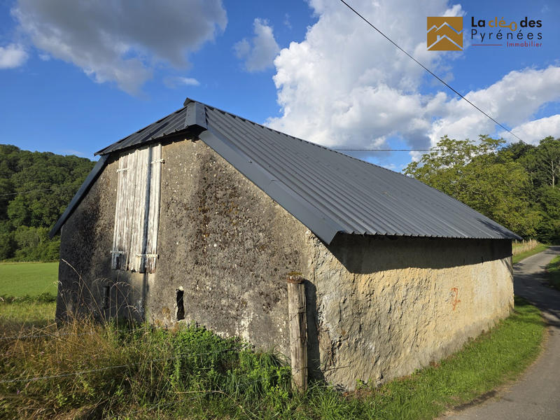 Maison ancienne - 140 m² - 1 pièce