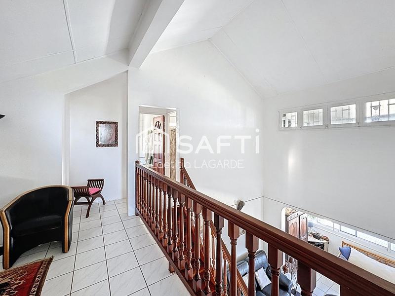 Maison - 176 m² - 6 pièces