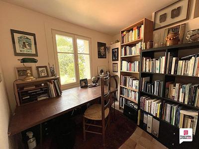 Maison - 261 m² - 13 pièces