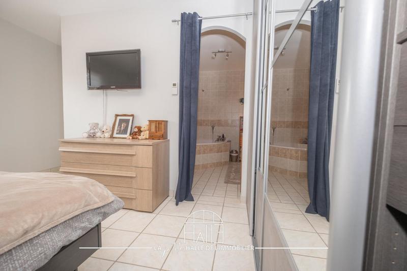 Pavillon - 145 m² - 6 pièces