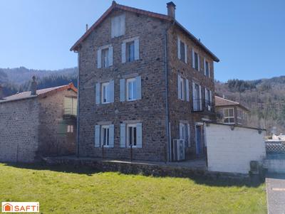 Maison - 160 m² - 5 pièces