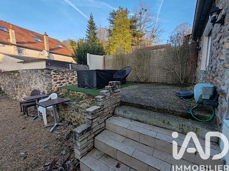 Maison - 110 m² - 6 pièces