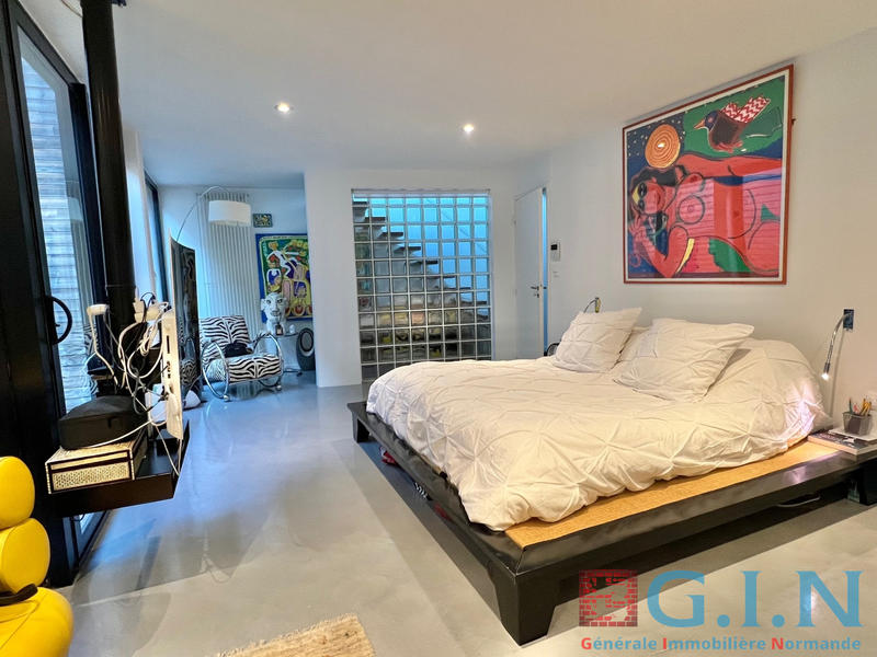 Maison - 217 m² - 6 pièces