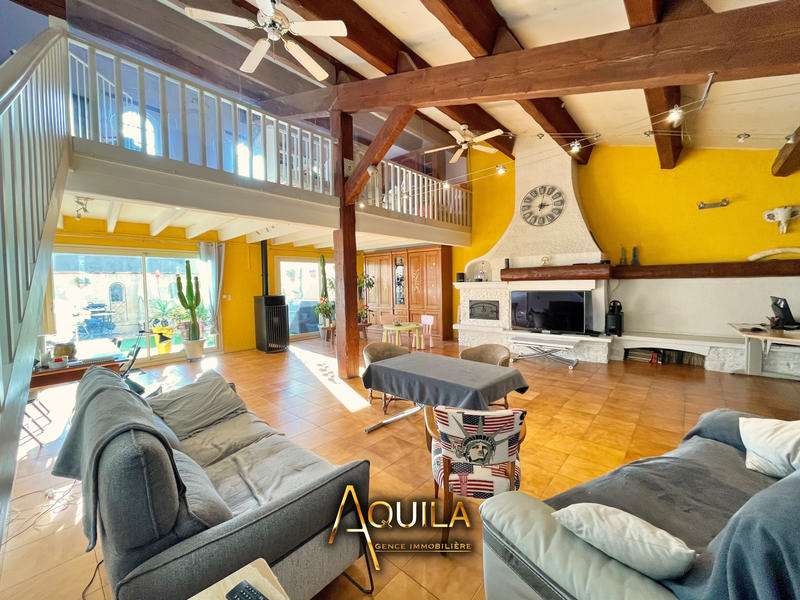 Maison de village - 240 m² - 8 pièces