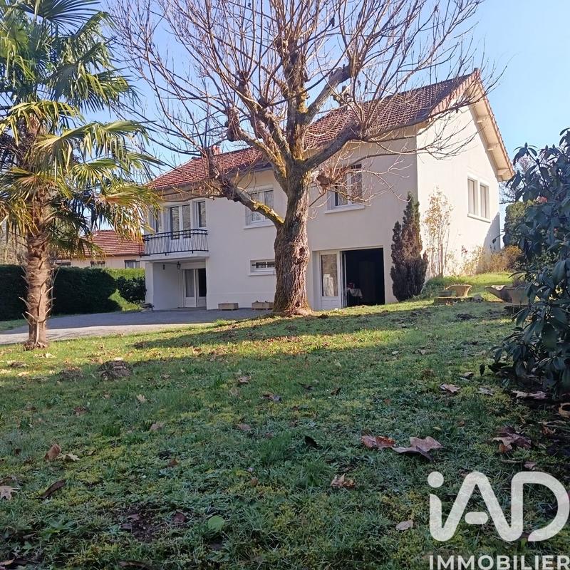 Maison - 93 m² - 6 pièces