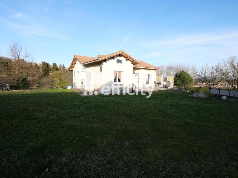 Maison - 163 m² - 8 pièces