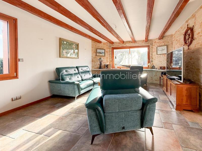 Demeure - 155 m² - 8 pièces