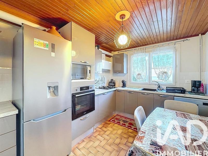 Maison - 93 m² - 5 pièces