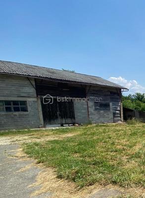 Corps de ferme - 400 m² - 4 pièces