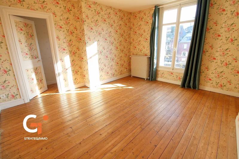 Maison - 195 m² - 8 pièces