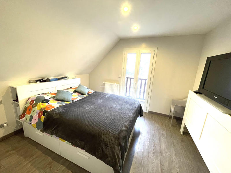 Maison - 190 m² - 6 pièces