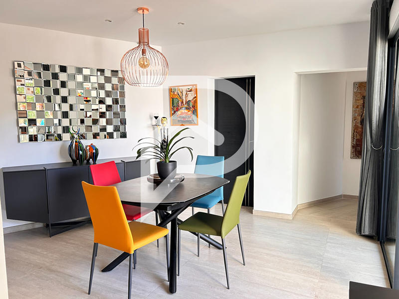 Maison - 171 m² - 6 pièces