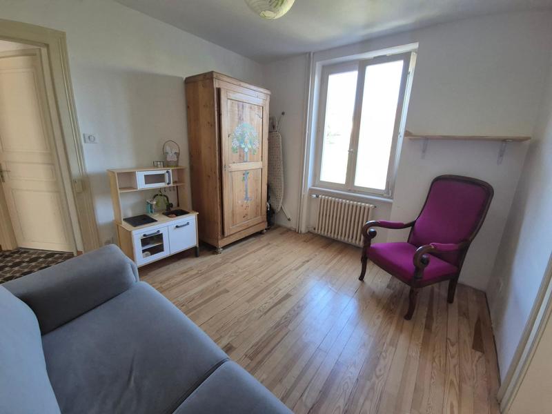 Maison - 166 m² - 8 pièces